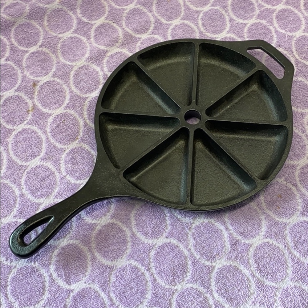 Cracker Barrel cornbread cast iron skillet